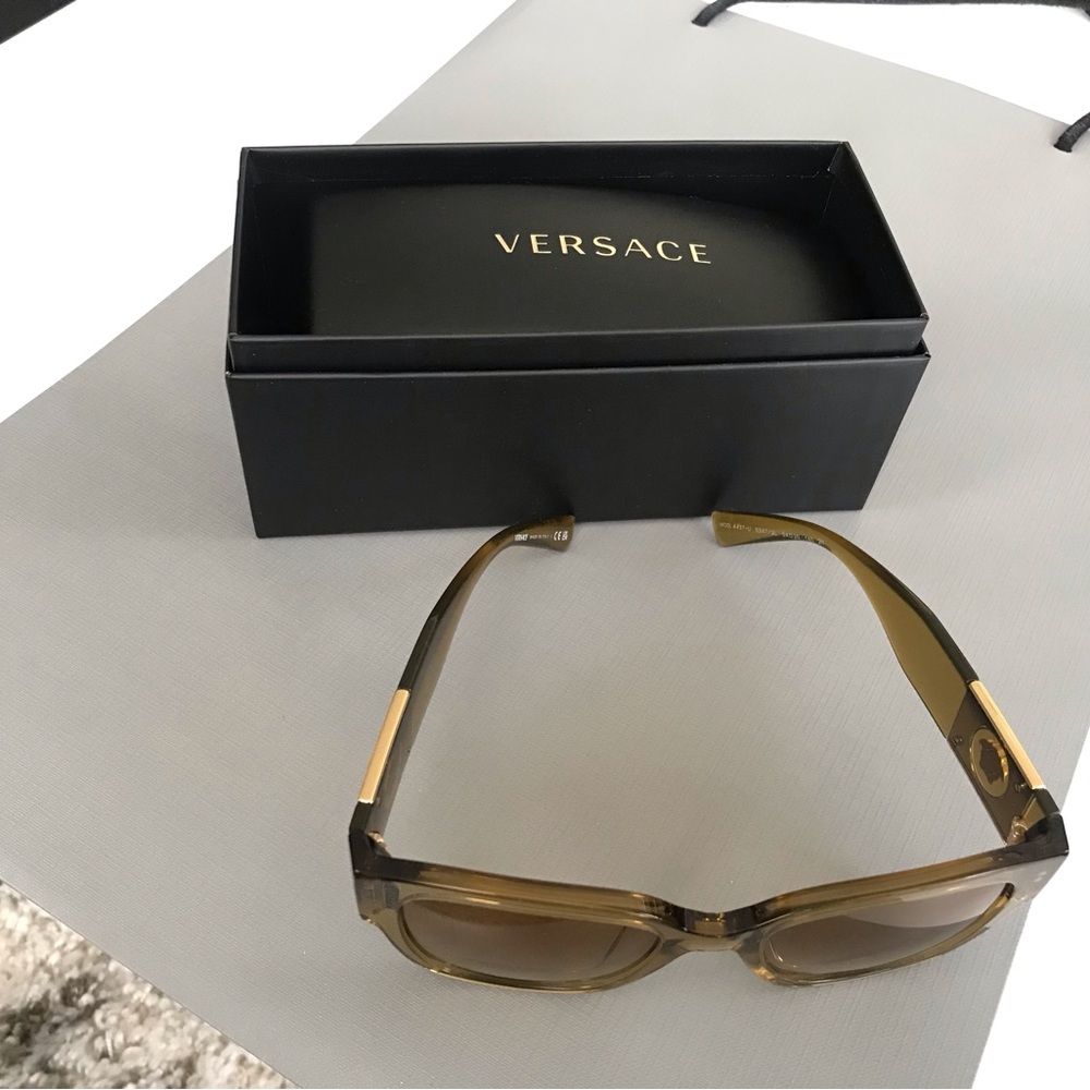 Versace Women's Sunglasses - Amber - Picture 7 of 8